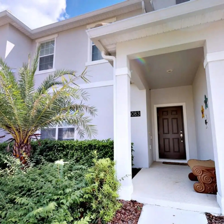 3083 Awesome 4BD Fantastic Club House