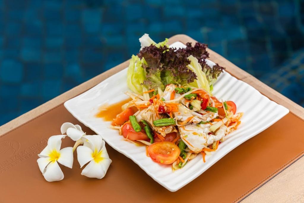 Jomtien Palm Beach Hotel & Resort - Family-Friendly