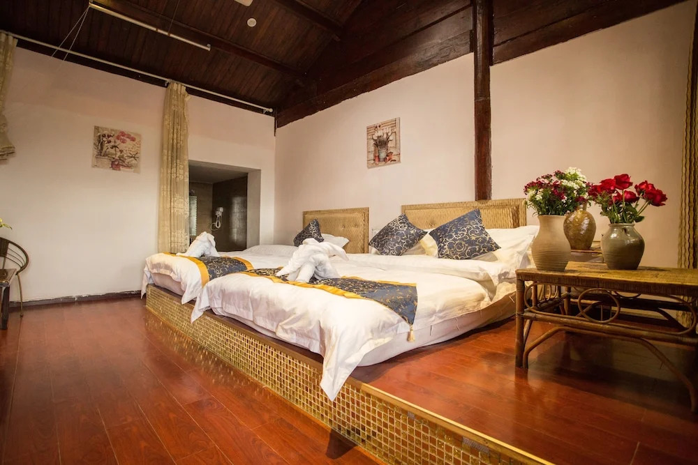 Travel Around the World Inn