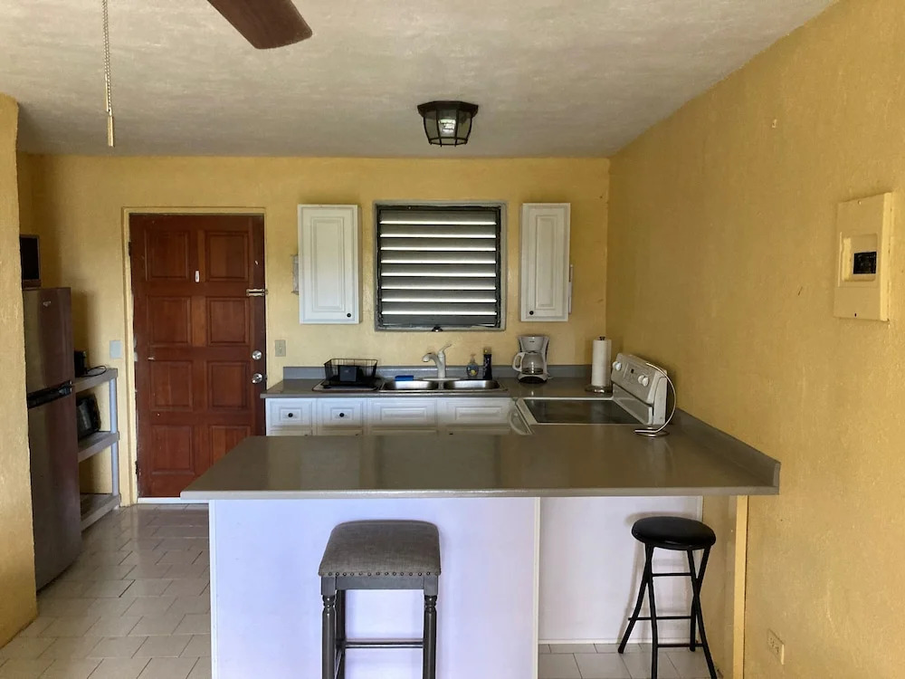 Bananaquit House