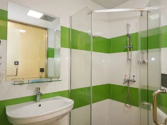 7Days Inn Chain Hotel (Hangzhou Wanda Square Xiangyuan Road Subway Station)