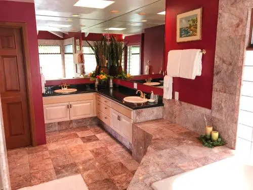 Hawaiian Oasis Bed & Breakfast