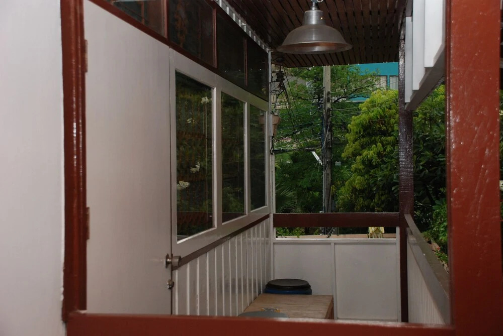 ME HUG Hostel&Restaurant