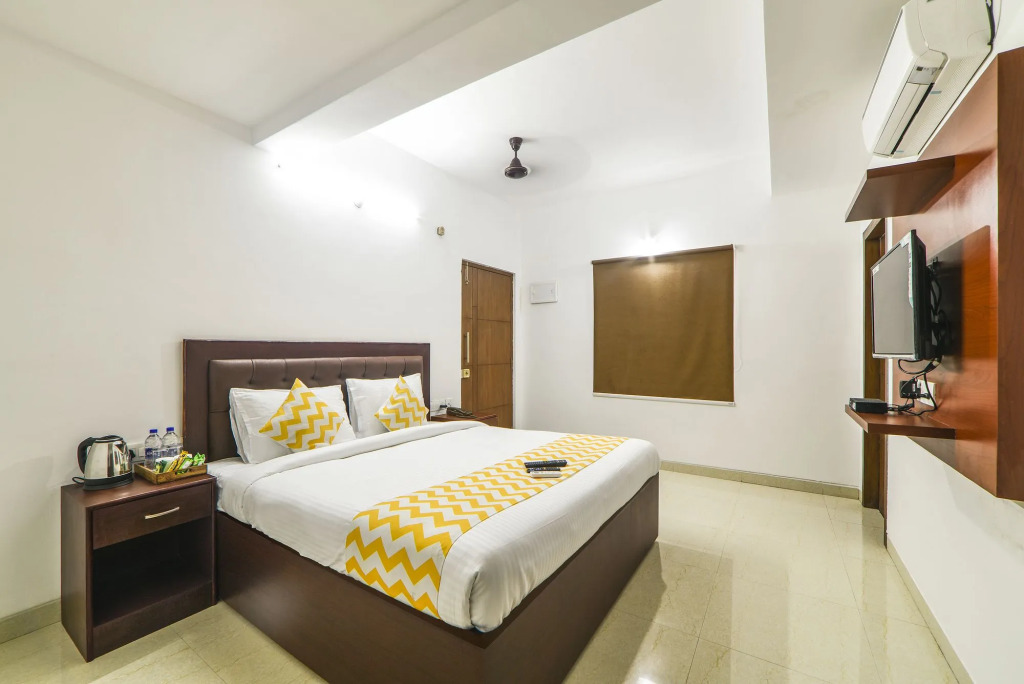 FabHotel Limestone Suites - Near Yashoda Hospitals, Somajiguda