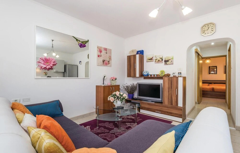 Nice Home in Rukavac With Wifi and 4 Bedrooms