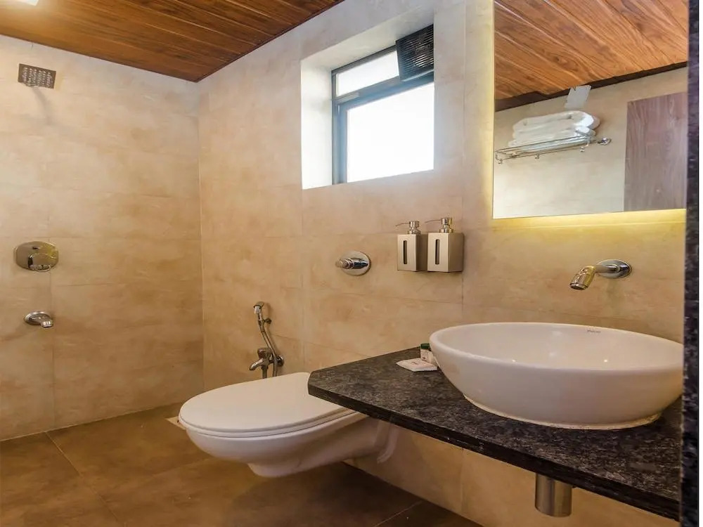 OYO 13468 Hotel Jai Malhar Residency