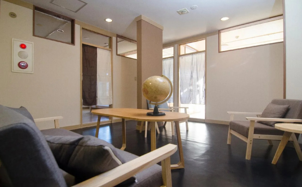 Magic Bus Hostel Otaru