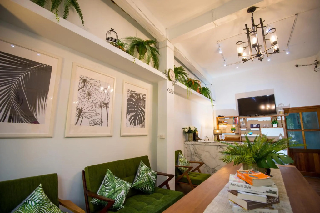 Victory Park Hostel - Maya Hostel