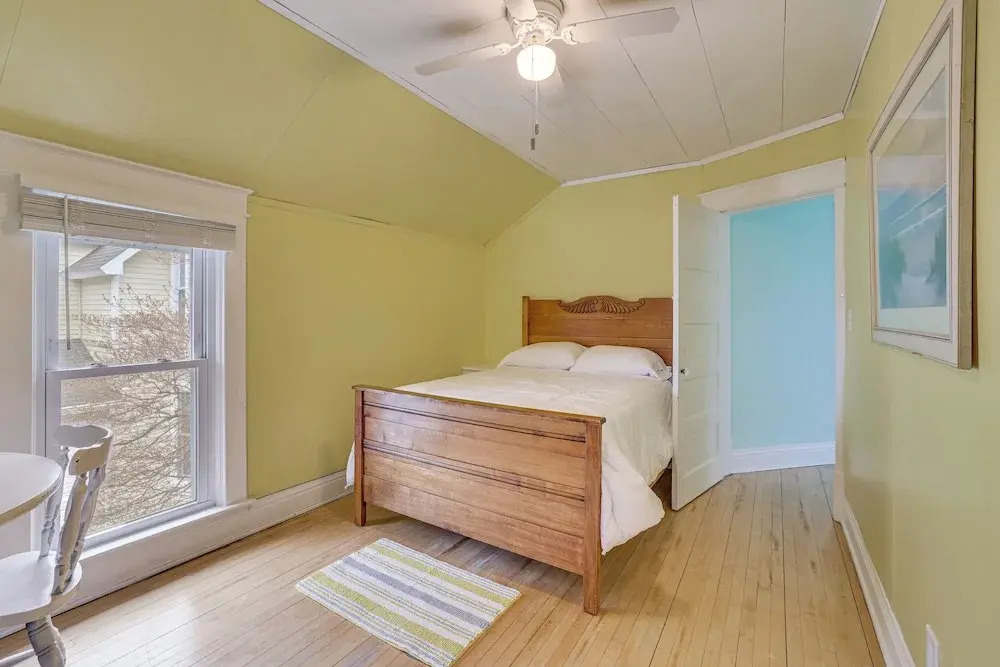 Ludington Home w/ 6 Bicycles < 1 Mi to Beach!