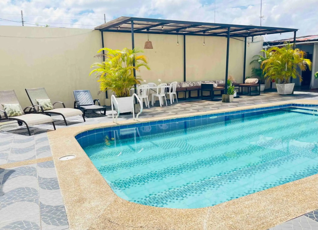 Zuruma Hotel