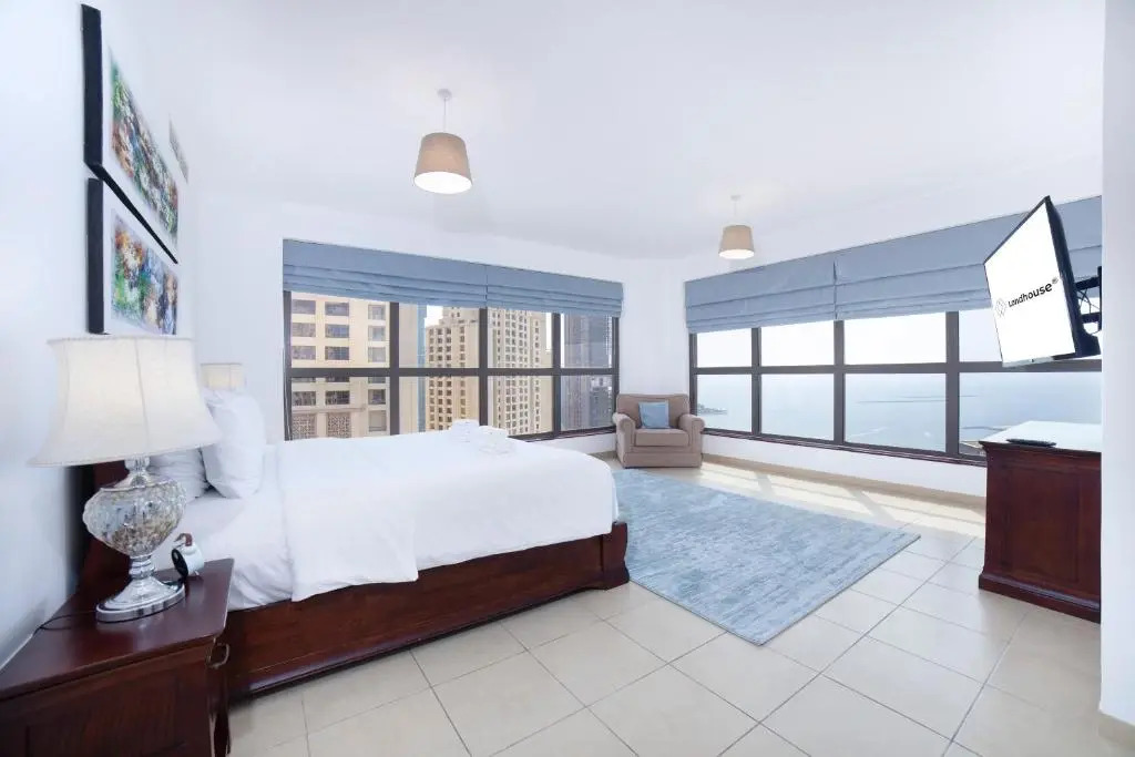 Stunning Marina & Sea View 4 Bedroom Apartment, Murjan 6 Jumeriah Beach