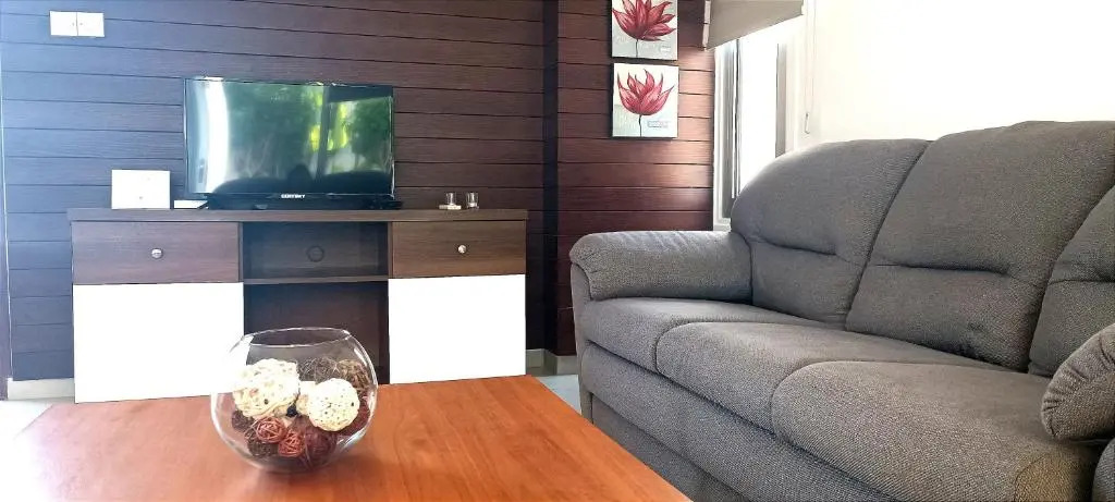 Colonial Villa 32