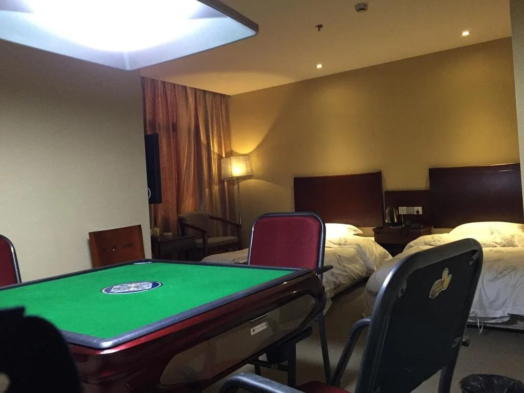 Tenglong Business Hotel