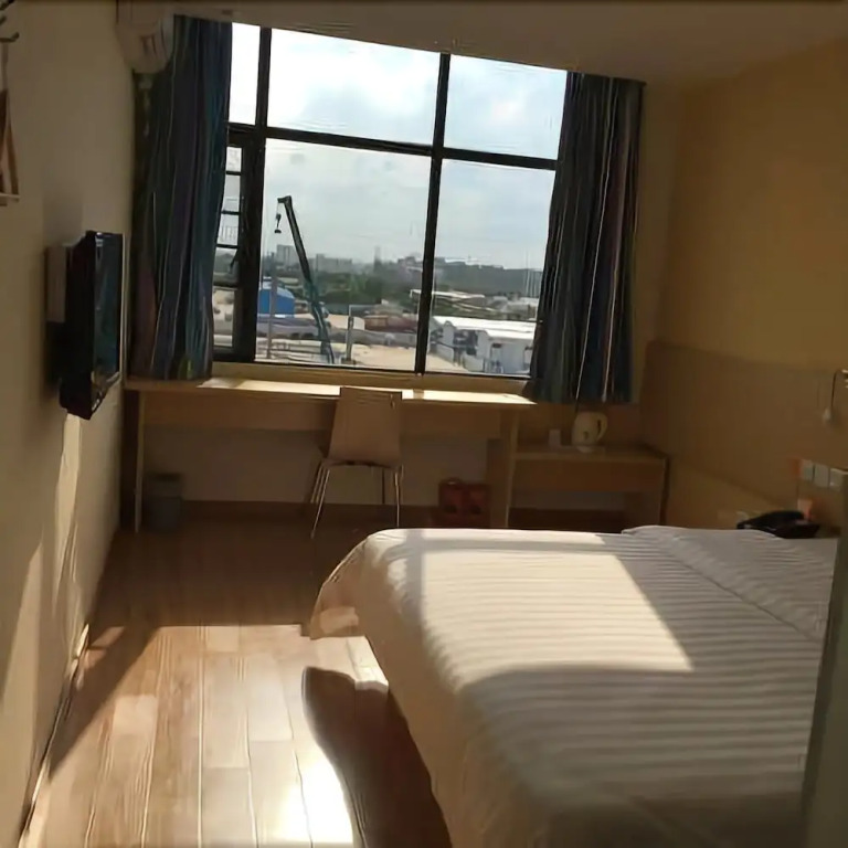 Dalian Fuhai Grand Hotel