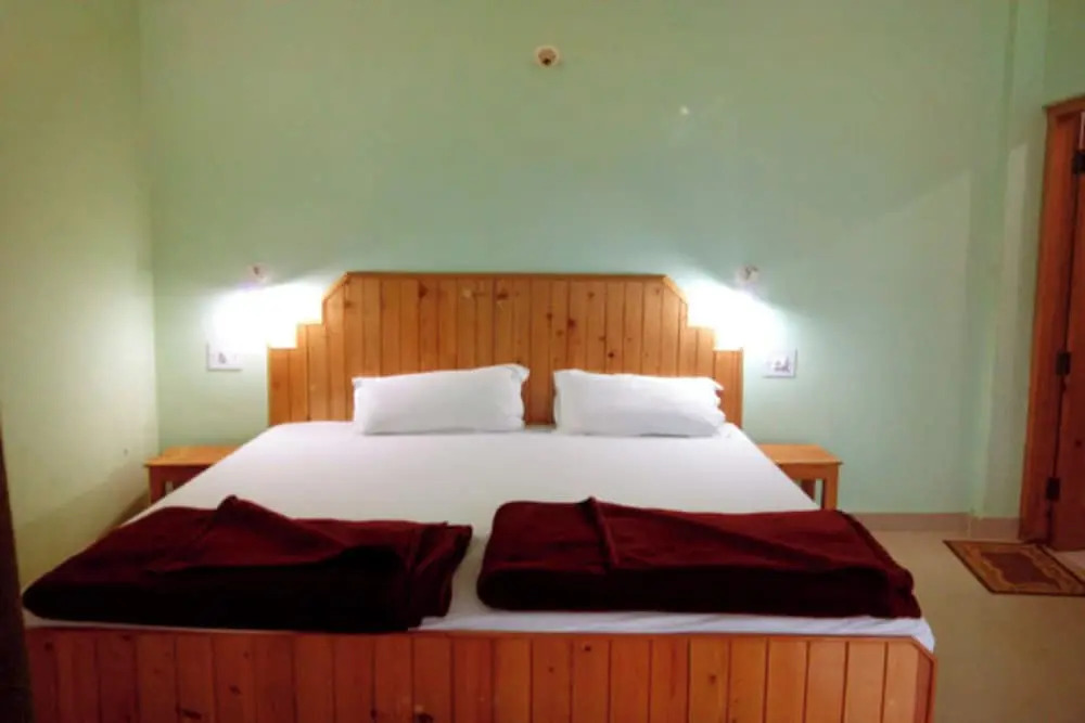 Goroomgo Chanderlata Cottage Naggar Kullu