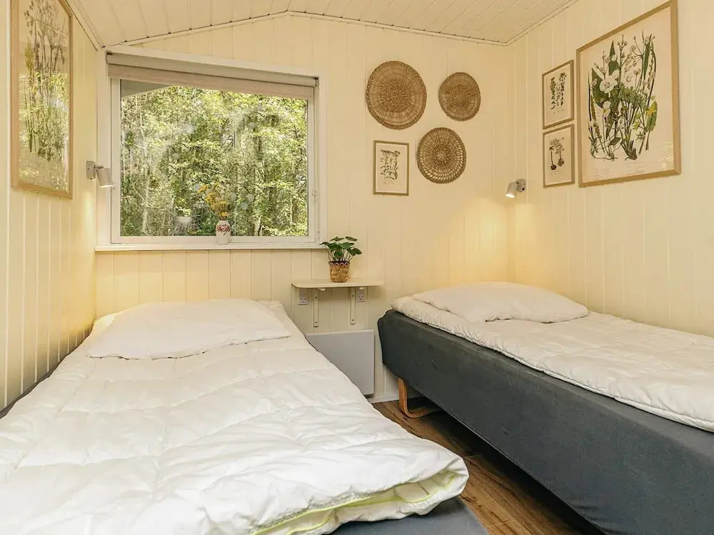 6 Person Holiday Home in Albaek