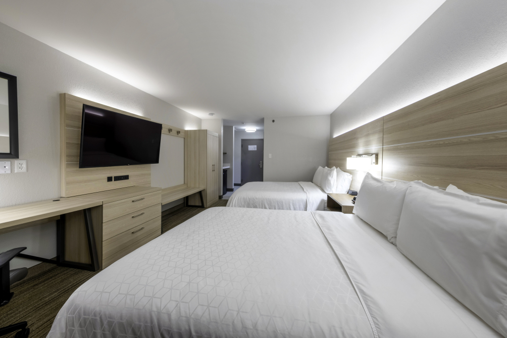 Holiday Inn Express Hotel & Suites Petersburg/Dinwiddie by IHG