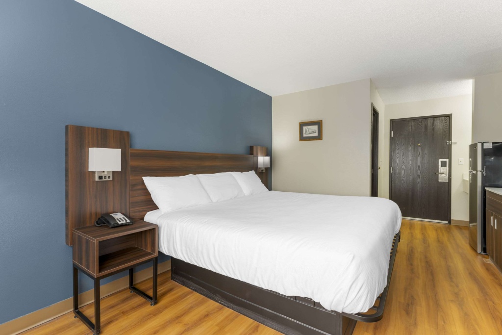 Suburban Studios LaVale - Cumberland