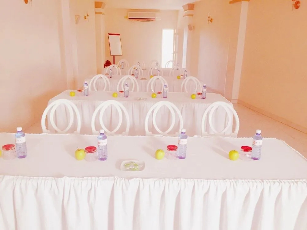 Real Avenida Hotel