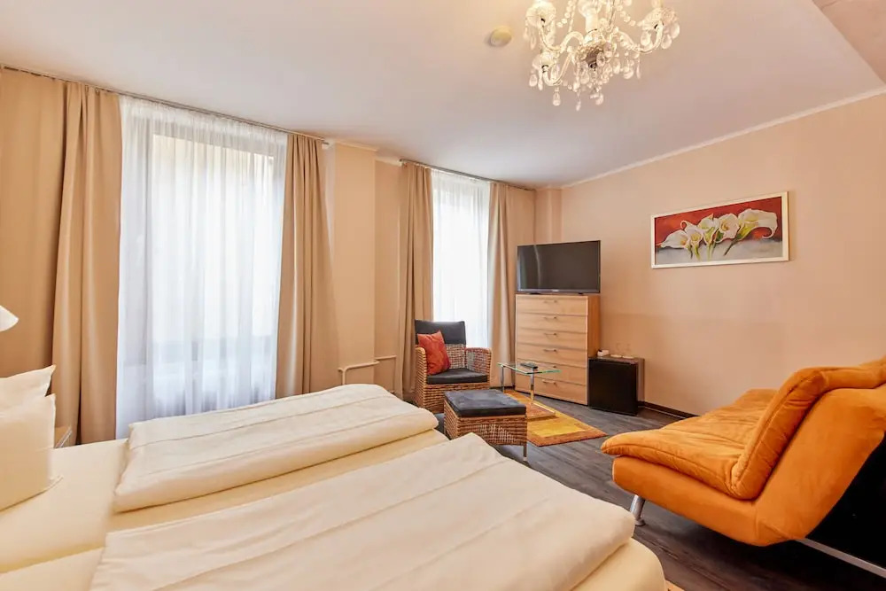 Moselhotel Römischer Kaiser `Staffuntil5pm`EarlyBirdBreakfast`CityParking