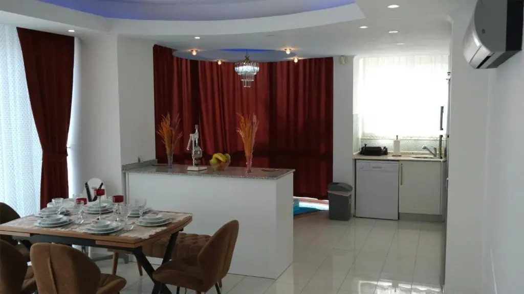Crystal Water Deniz Saray Villa 1