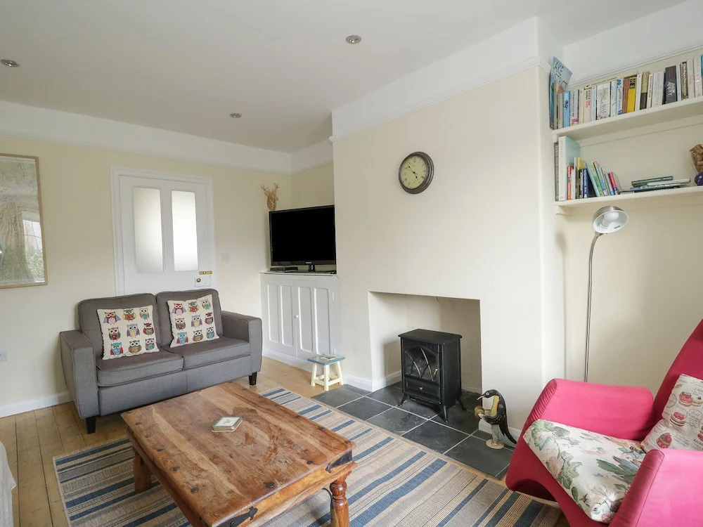2 Gowbarrow Cottages