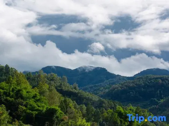 Tengchong Jiuduo Hot Spring Hotel (Mayu Valley Hot Spring Town Branch)