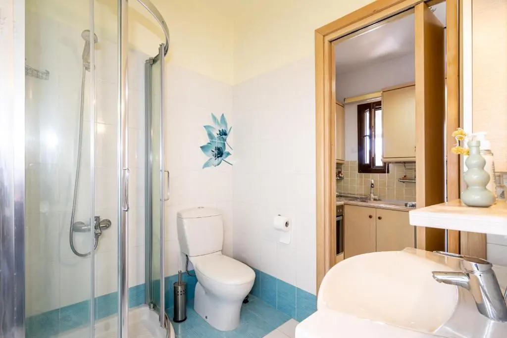 Smaragdi Beachfront Villa