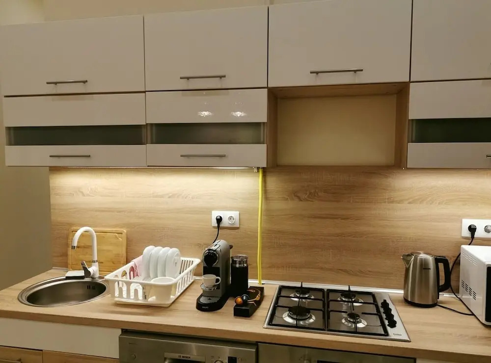 Oasis Apartments Isabella I