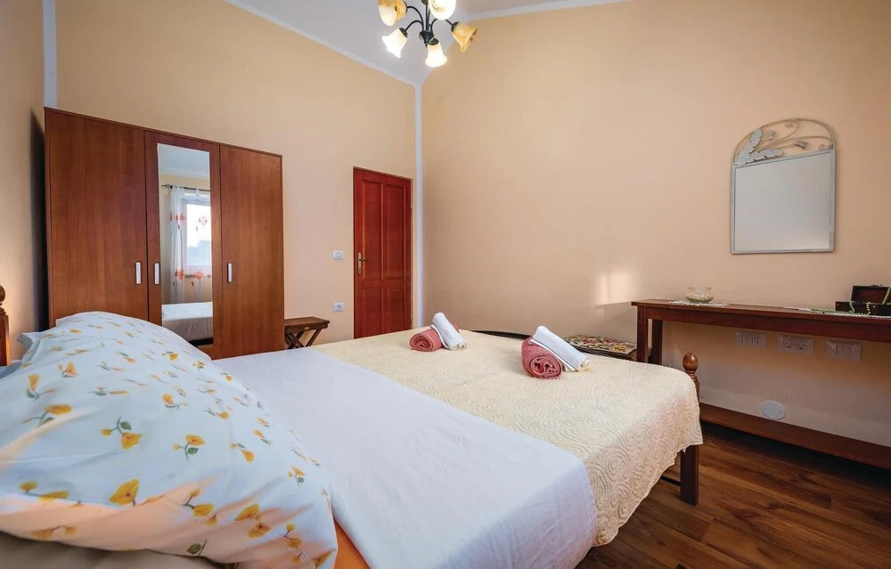 Amazing Home in Krnica With Wifi and 3 Bedrooms