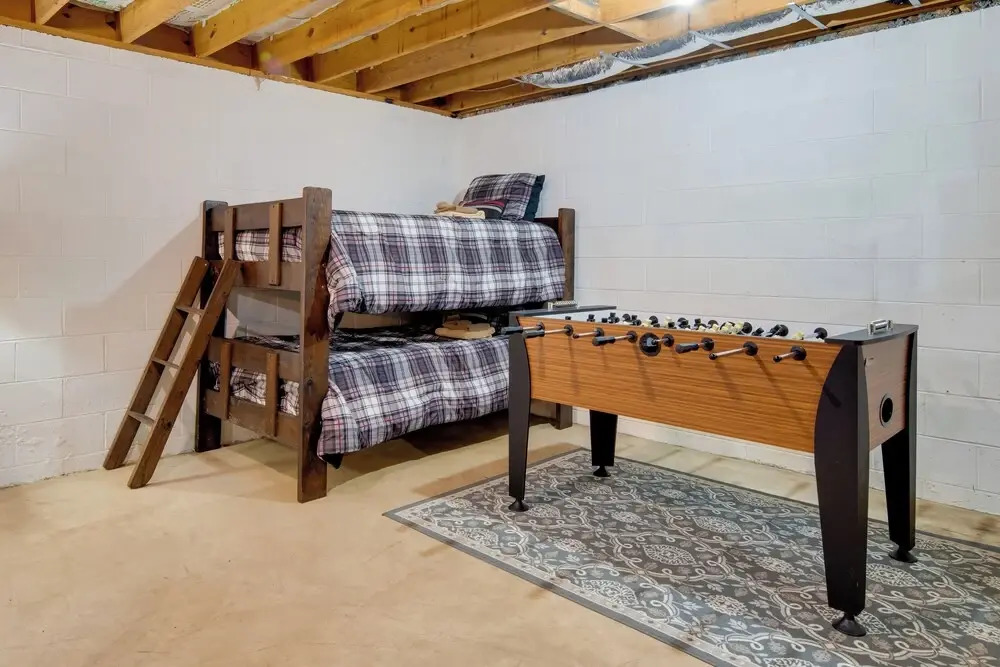 Scenic Asheville Area Retreat: Hot Tub & Game Room