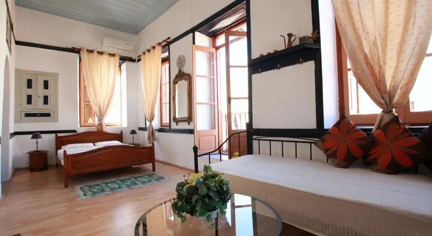 Traditional Apartments Alexandra