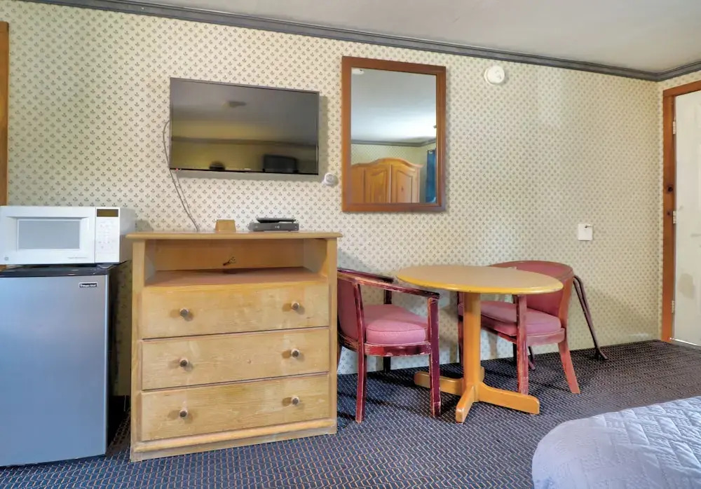 The Villager Motel