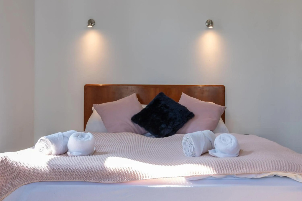 Yeshello Elegant Apartment near Central Vienna