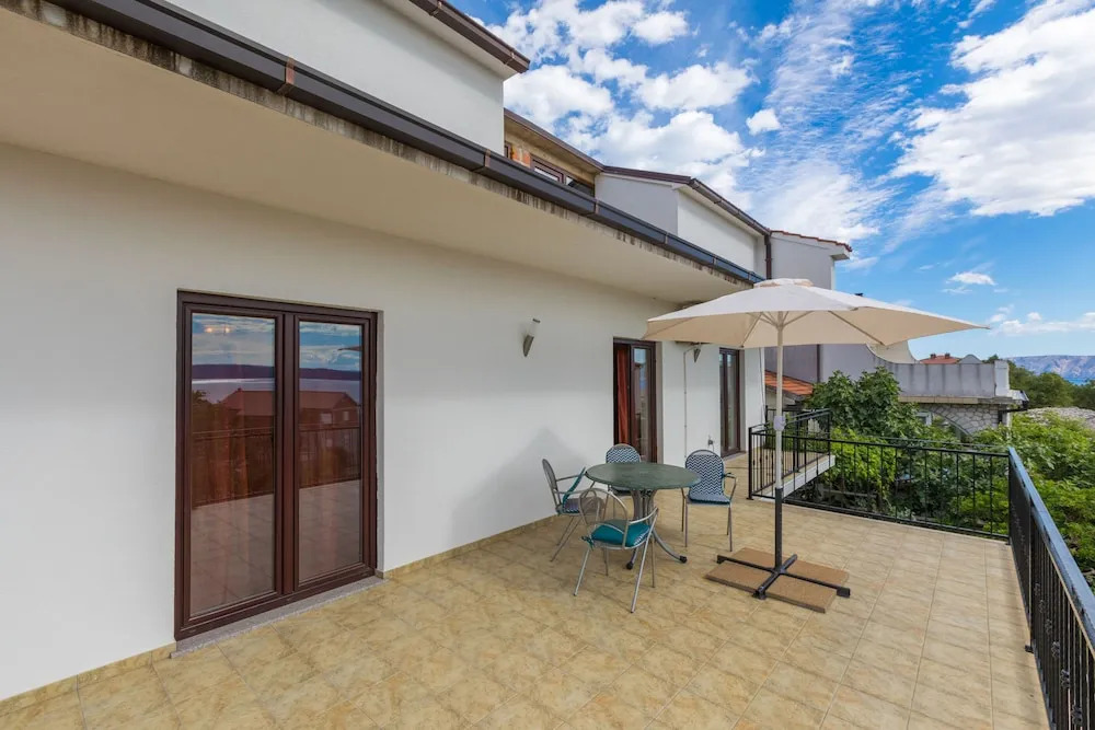 Apartments Paly