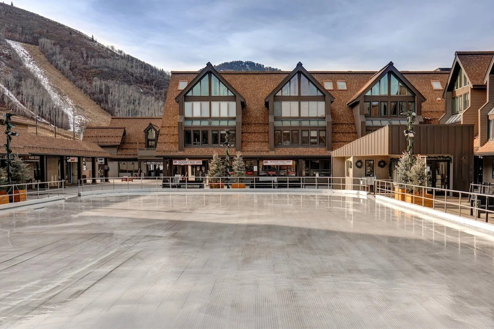 Slope-side 3br At Mt. Ge, Next To Chairlift 3 Bedroom Condo