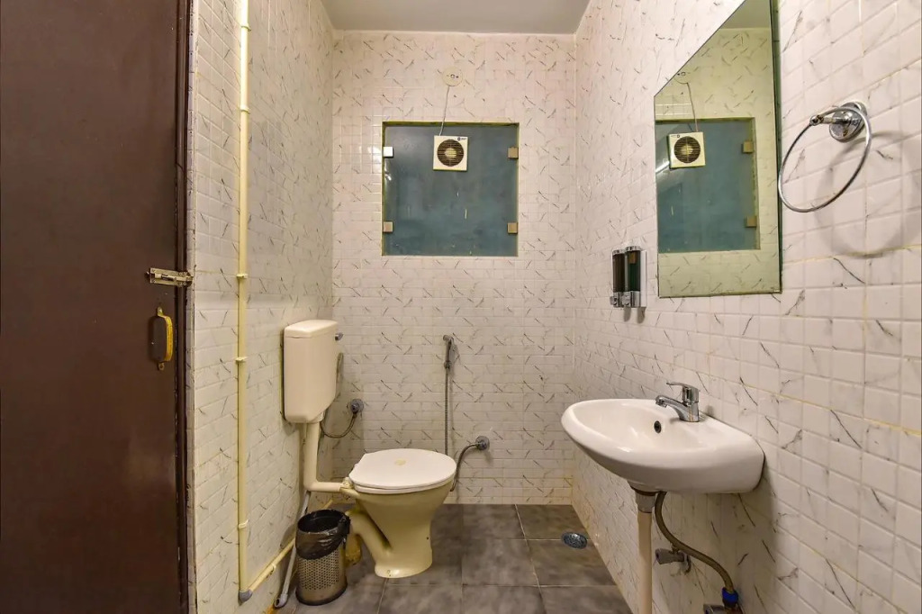 Fabhotel Gangashrey