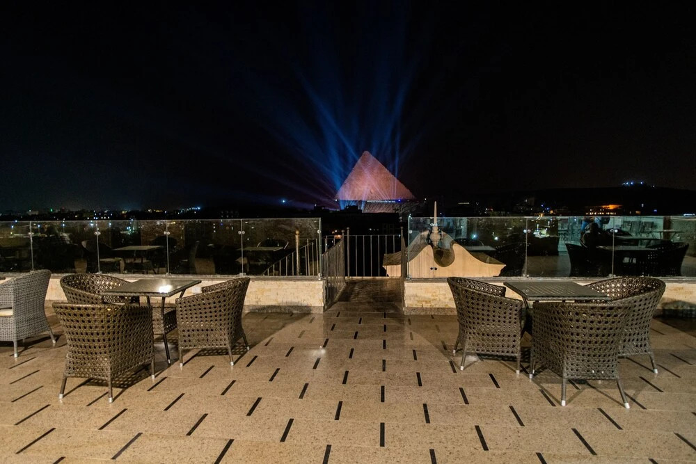 Top pyramids view hotel