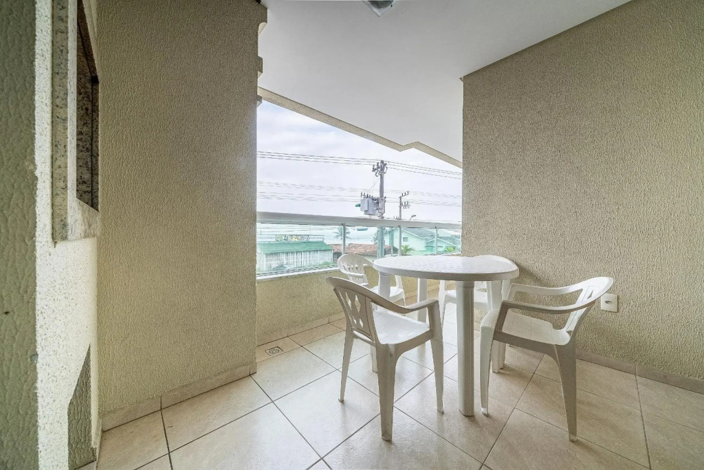 140 - Lindo apartamento com 03 dormitórios - Com Vista Mar!