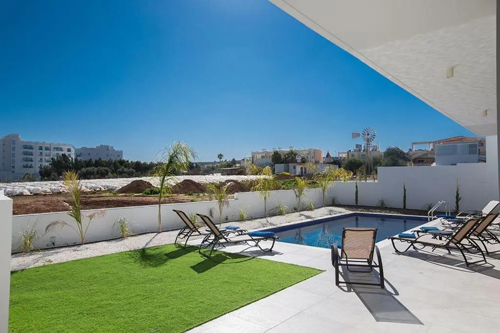 Villa Olive Loux,Brand New, Exquisite 5Bdr Protaras Villa With Pool