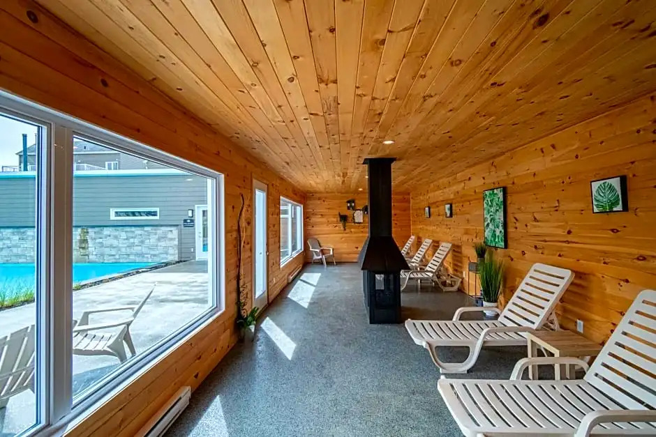 Condos Vacances MSA - incluant piscine et spas extérieurs chauffés à LANNÉE
