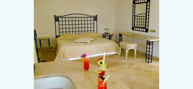 Moviegate Hotel