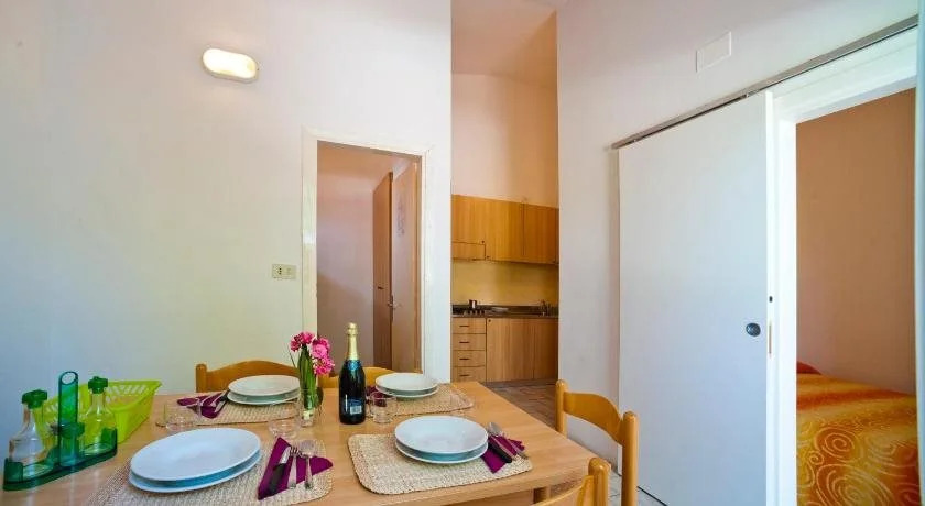 Albatross Mobile Homes on Camping Cisano & San Vito S. p. A