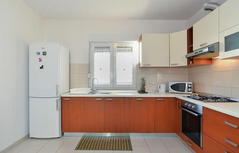 Apartment 1100
