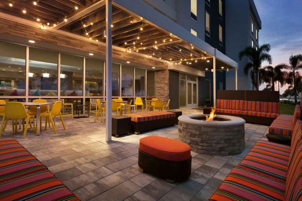 Home2 Suites By Hilton Sarasota Bradenton Airport