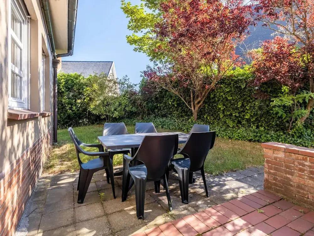 Apartment in Koksijde With Terrace & Garden