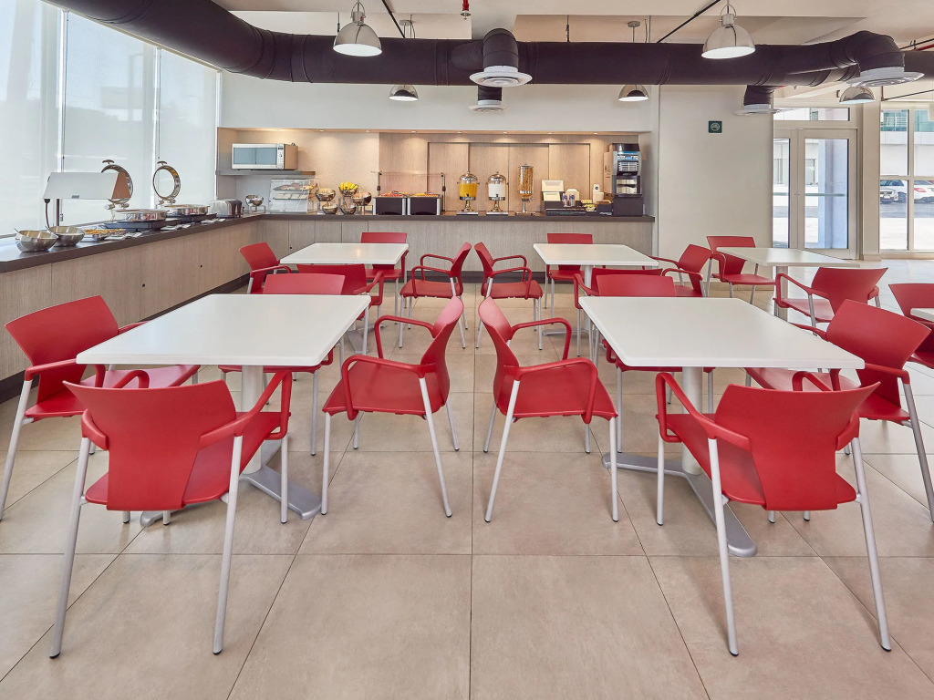 City Express Junior by Marriott Toluca Zona Industrial