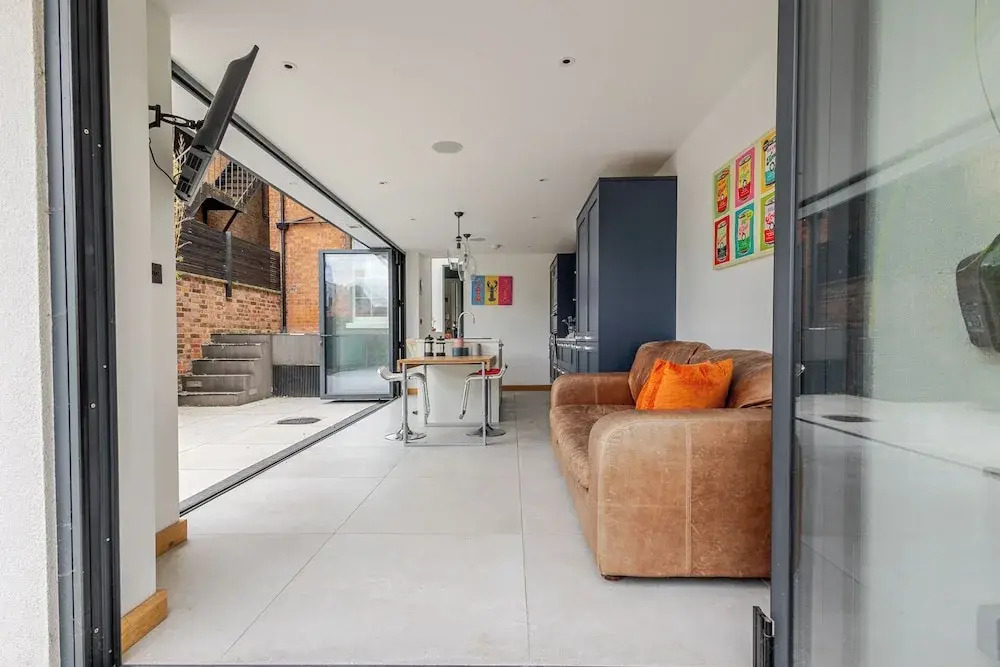 Stylish 5BD Townhouse in Leamington Spa