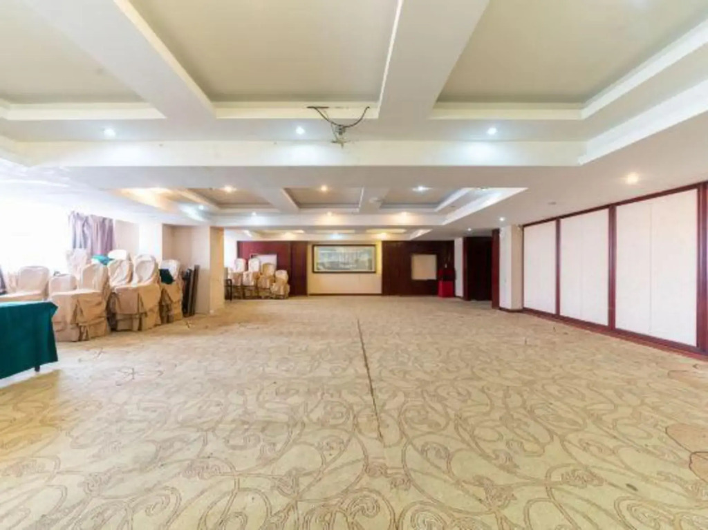 Ling Nan International Hotel