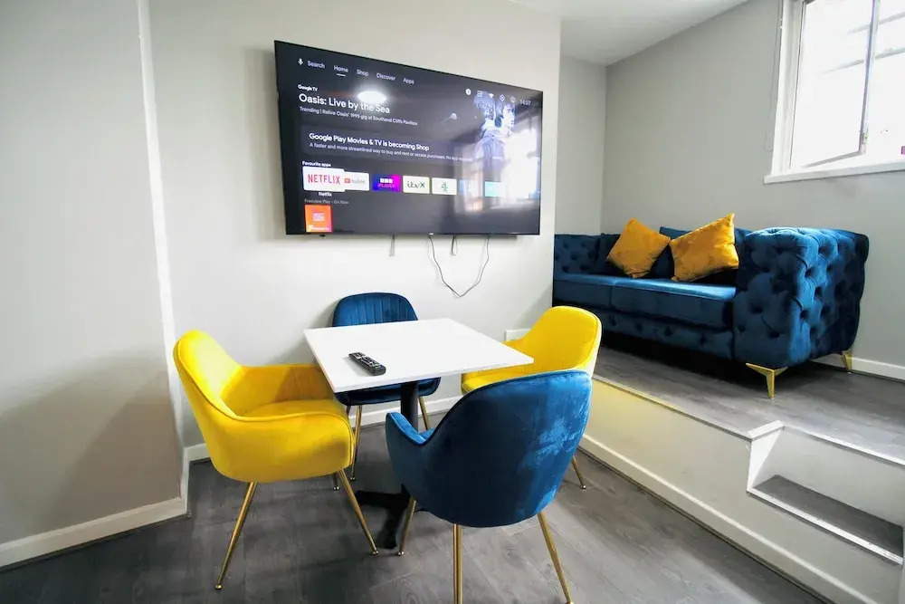 NE1 City Studios & Apartments